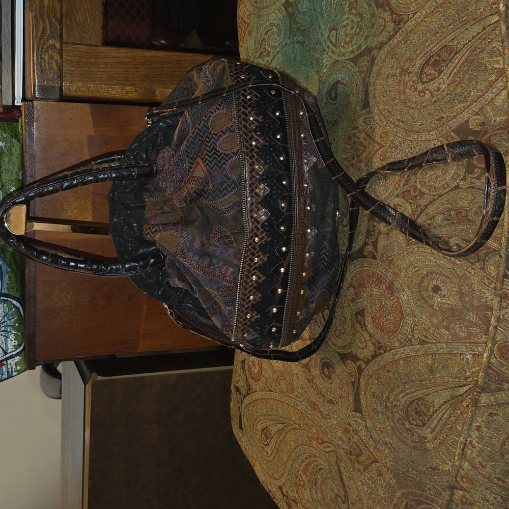 Vittorio Perini Vintage Tapestry and Leather Trim Purse. Made In USA. EUC.